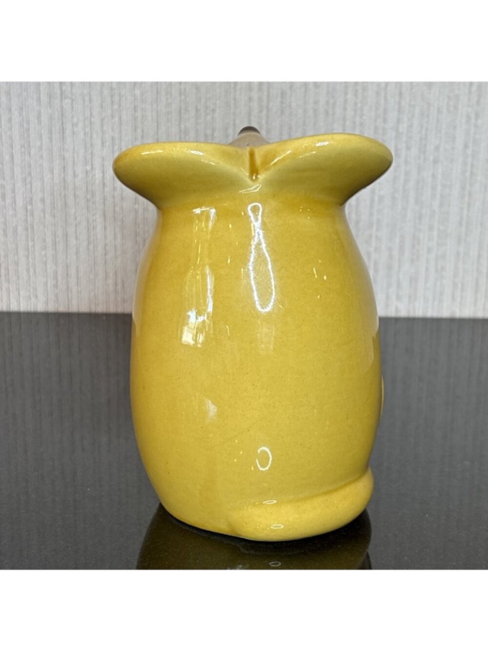 Vintage Gustin Mouse Parmesan Cheese Shaker Cheese Wedge Yellow Pottery Ceramic - Picture 4 of 9